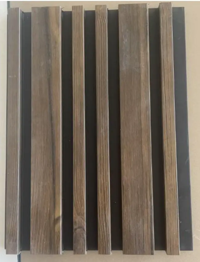 WPC WALL PANEL INDOOR HALF COVERED/ WT004
