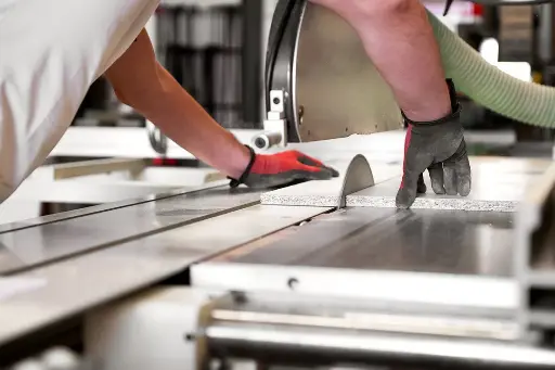 [SC003] Cutting PVC Panel Services